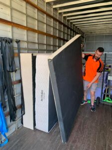 furniture movers in michigan