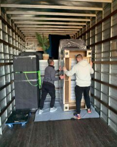 furniture movers in michigan